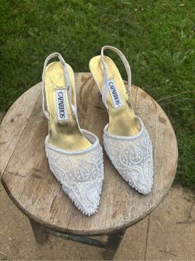 Vintage Caparros Beaded Mesh Slingback Heels White Gold Size 7.5
